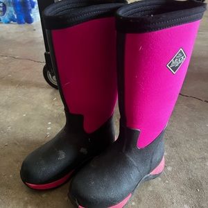 Sz11 kids muck boots